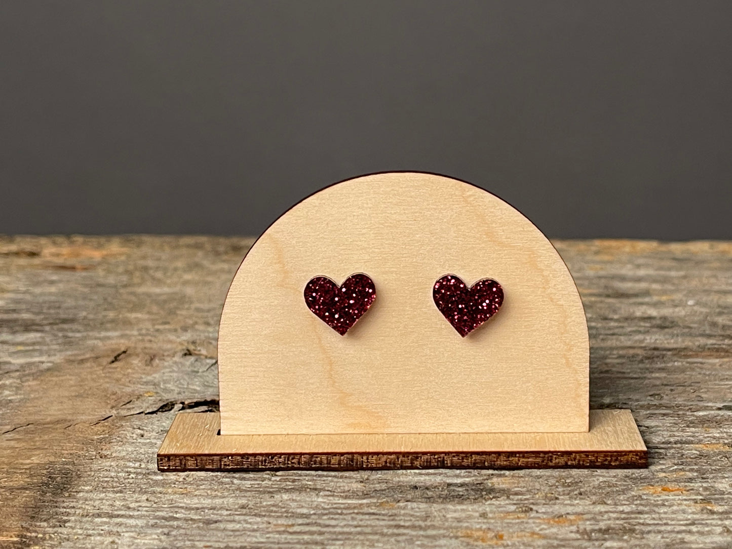 Maroon Glitter Heart stud earrings